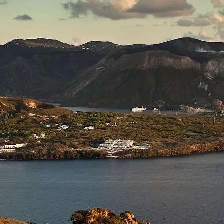 Baia Fenicia Vulcano (Isola)